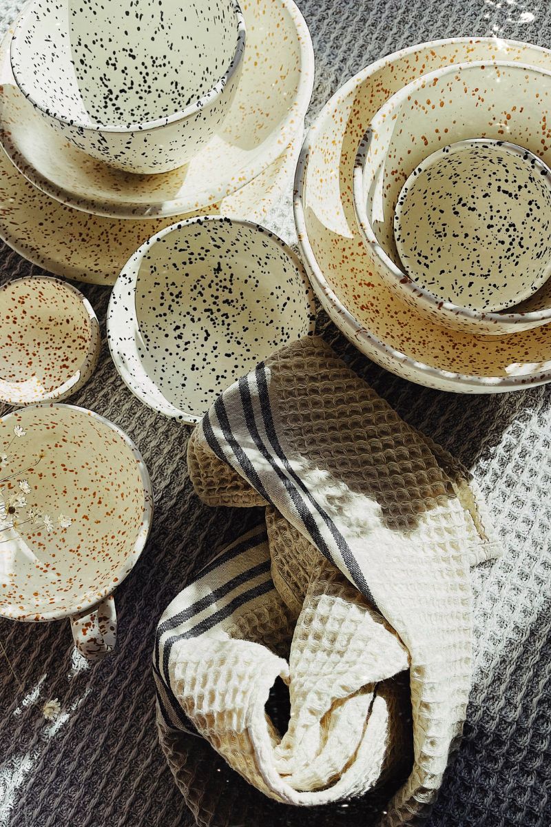 Cómo se hacen las vajillas de cerámica?