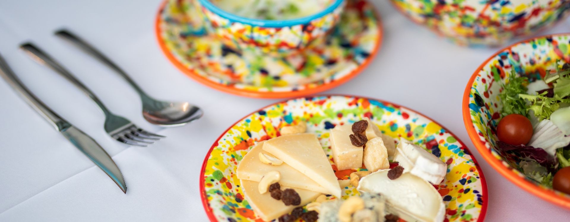 Guía para elegir una vajilla de cerámica de autor: calidad, diseño y seguridad